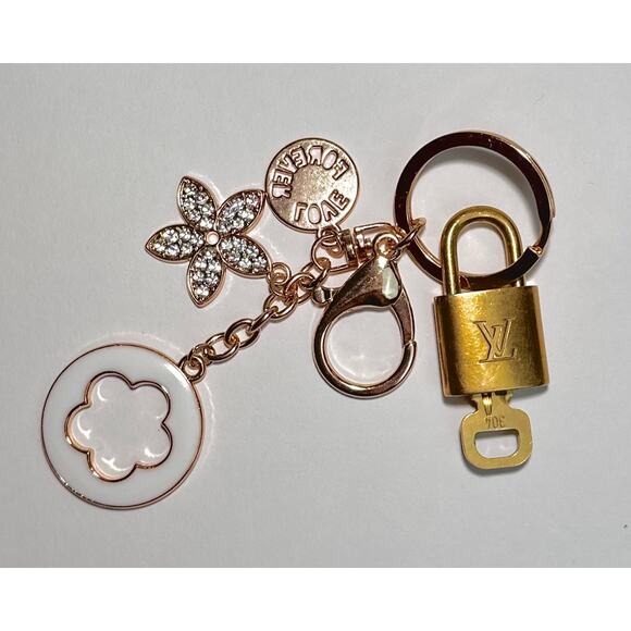 Louis Vuitton Bag Charm - Picture 2 of 3